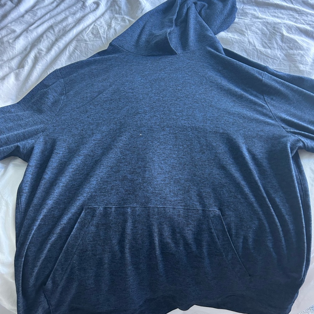 Outdoor Voices men’s Large pullover